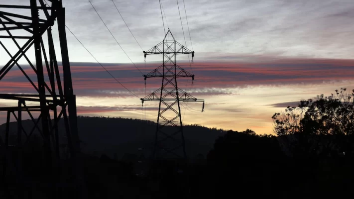 Công ty Điện ngắt điện khiến 4 người nguy kịch